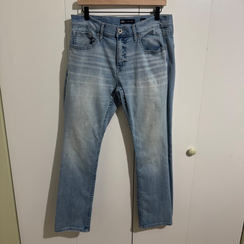 BKE Jake Straight Jeans Mens 34x30 Light Wash Coolmax Stretch ABS16387